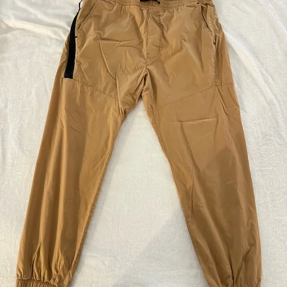 Men's AE Tan Jogger Pants - Picture 1 of 5